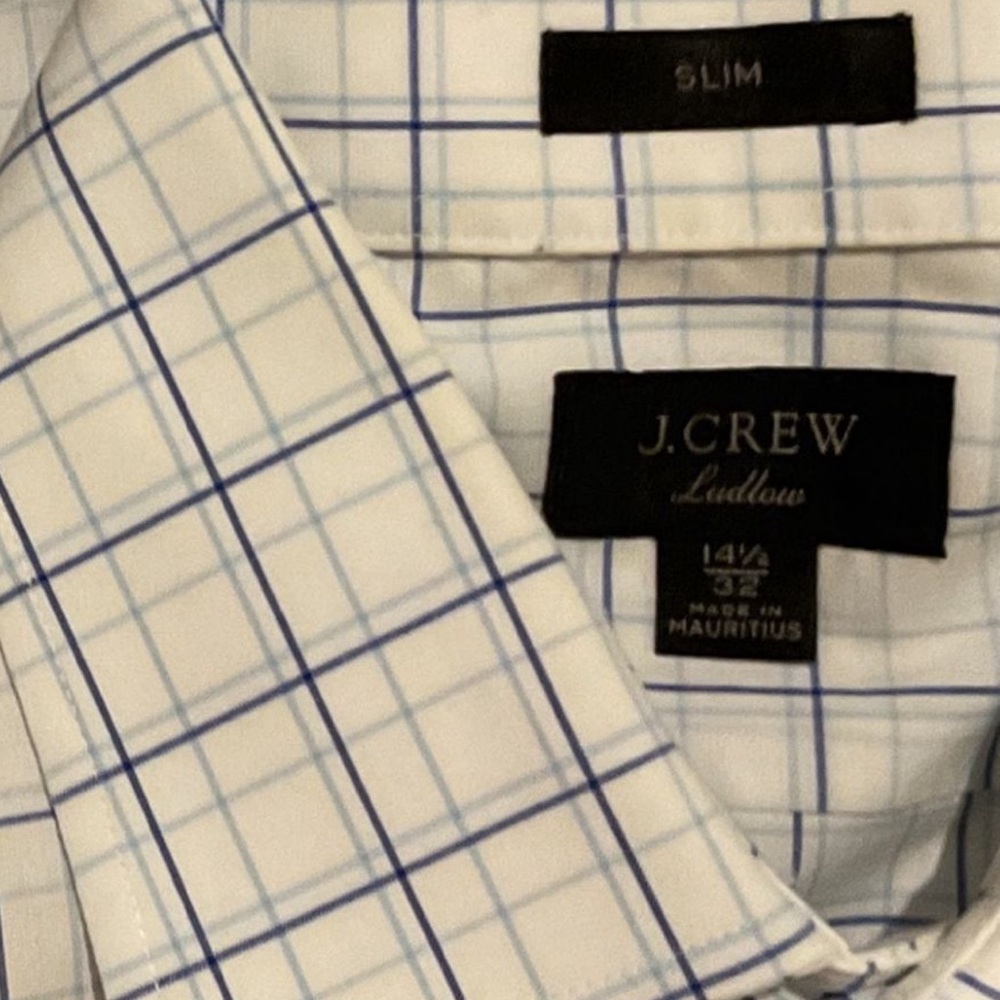 Banana Republic
Men’s shirts - Picture 2 of 3